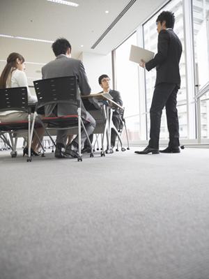 自律型人材育成の成功法則：効果的な施策と実践方法を徹底解説！